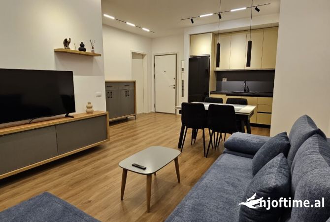 Shtepi me qera Apartament ne Tirane, 1+1, Mobilimi E mobiluar, Pagesa 480  Euro.