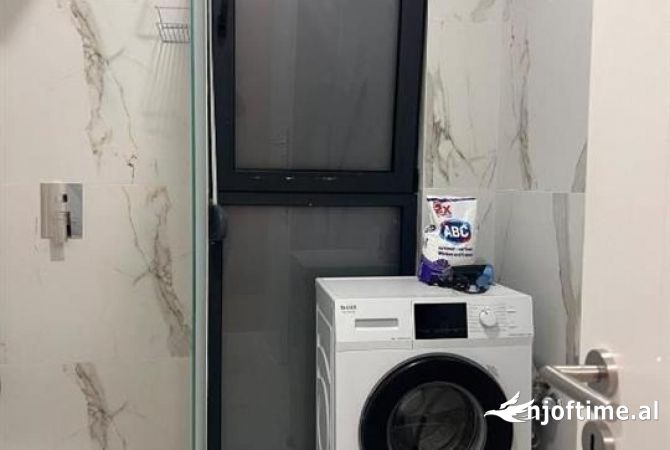 Shtepi me qera Apartament ne Tirane, 1+1, Mobilimi E mobiluar, Pagesa 500  Euro.