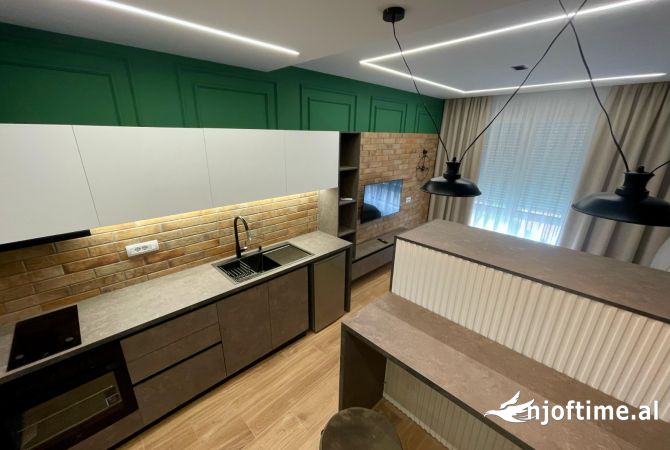 Shtepi me qera Apartament ne Tirane, Garsoniere, Mobilimi E mobiluar, Pagesa 380  Euro.