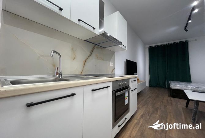 Shtepi me qera Apartament ne Tirane, Garsoniere, Mobilimi E mobiluar, Pagesa 360  Euro.