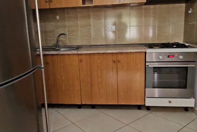 Shtepi me qera 1+1 ne Tirane - 350 Euro