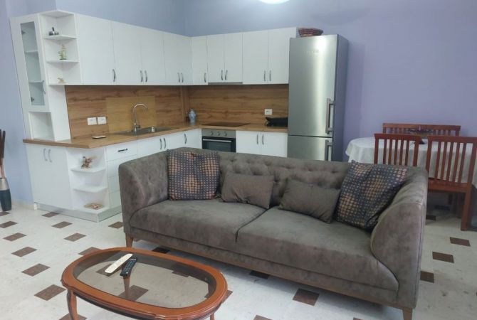 Casa in affitto 3+1 a Tirana - 700 Euro