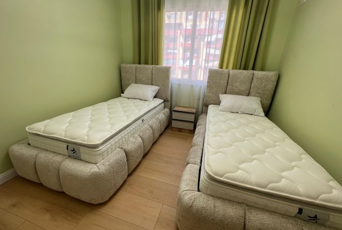 Shtepi ne shitje Apartament ne Tirane, 2+1, Mobilimi E mobiluar, Pagesa 145,000  Euro.