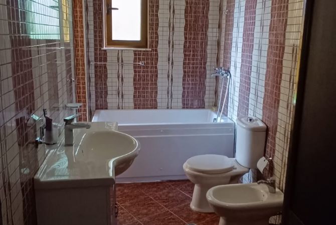 Shtepi me qera 3+1 ne Tirane - 600 Euro