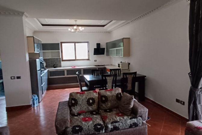 Shtepi me qera Apartament ne Tirane, 3+1, Mobilimi E mobiluar, Pagesa 600  Euro.
