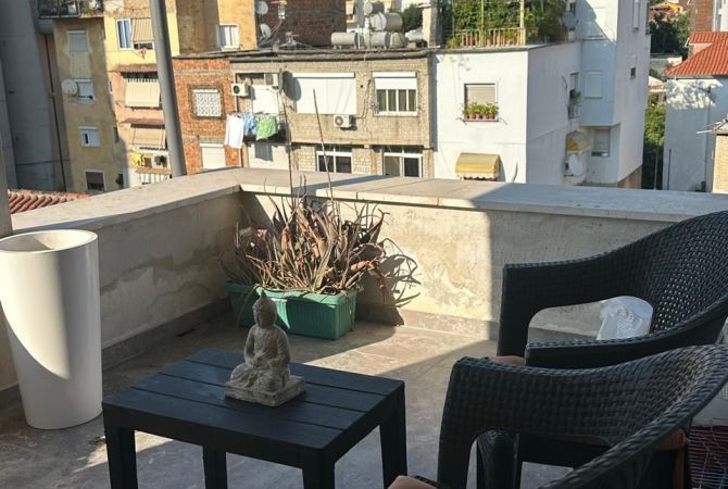 Shtepi me qera 1+1 ne Tirane - 650 Euro