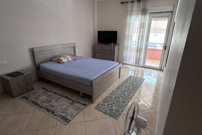Shtepi me qera Apartament ne Tirane, 2+1, Mobilimi E mobiluar, Pagesa 620  Euro.