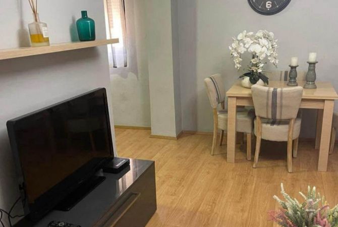 Shtepi ne shitje Apartament ne Tirane, 2+1, Mobilimi E mobiluar, Pagesa 155,000  Euro.