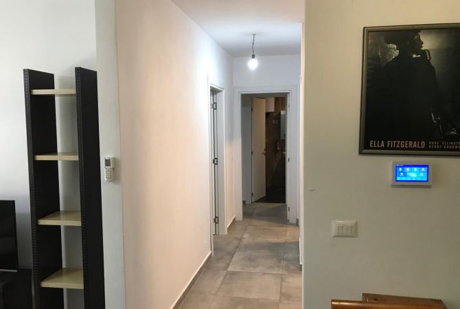 Shtepi me qera Apartament ne Tirane, 2+1, Mobilimi E mobiluar, Pagesa 500  Euro.