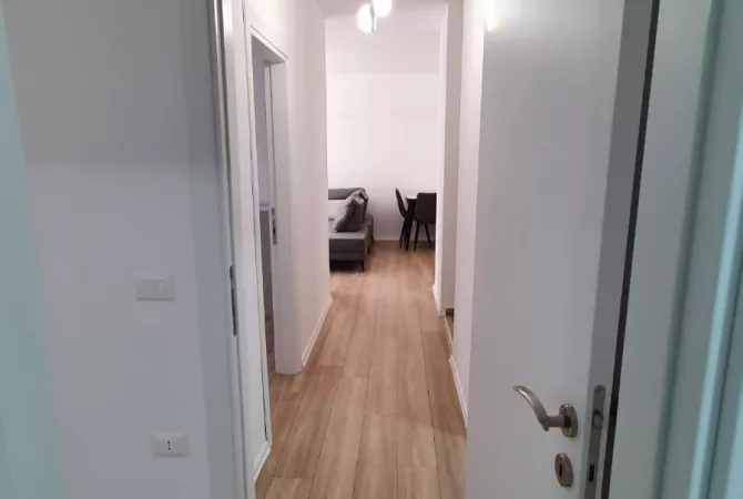Shtepi ne shitje Apartament ne Tirane, 2+1, Mobilimi E mobiluar, Pagesa 210,000  Euro.