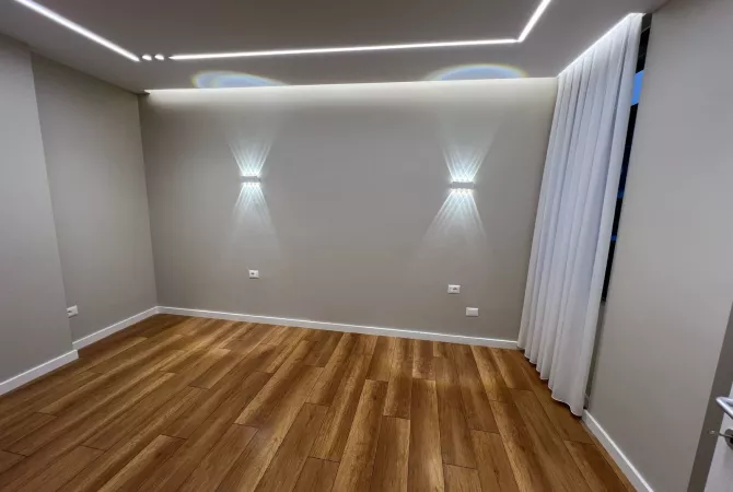 Shtepi ne shitje Apartament ne Tirane, 1+1, Mobilimi E mobiluar, Pagesa 133,000  Euro.