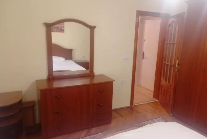 Shtepi me qera 1+1 ne Tirane - 550 Euro