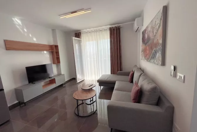 Shtepi me qera 2+1 ne Tirane - 600 Euro