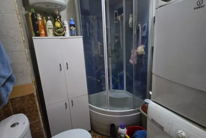 Shtepi me qera Apartament ne Tirane, 1+1, Mobilimi E mobiluar, Pagesa 450  Euro.