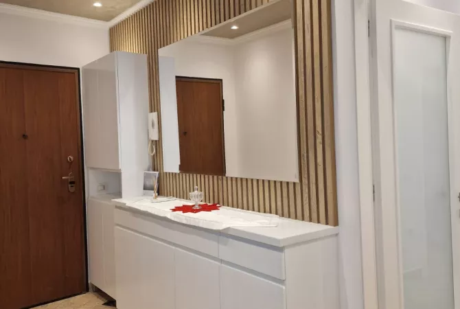 Shtepi me qera Apartament ne Tirane, 2+1, Mobilimi E mobiluar, Pagesa 800  Euro.