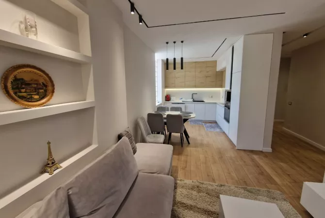 Shtepi me qera 1+1 ne Tirane - 600 Euro