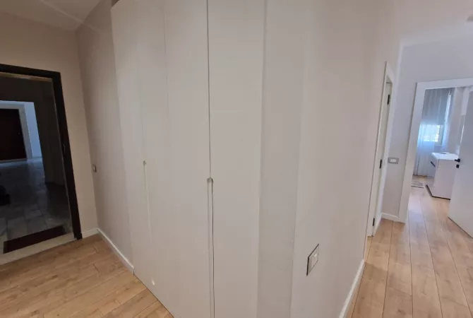 Shtepi me qera Apartament ne Tirane, 1+1, Mobilimi E mobiluar, Pagesa 600  Euro.