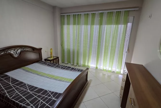 Shtepi me qera 2+1 ne Tirane - 500 Euro