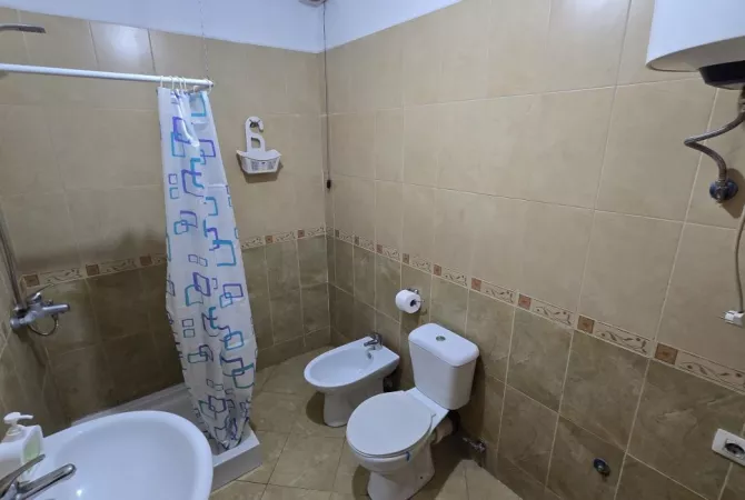 Shtepi me qera 2+1 ne Tirane - 500 Euro