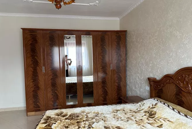 Shtepi me qera Apartament ne Tirane, 1+1, Mobilimi E mobiluar, Pagesa 450  Euro.