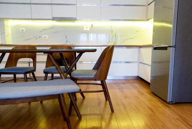 Shtepi me qera Apartament ne Tirane, 2+1, Mobilimi E mobiluar, Pagesa 700  Euro.