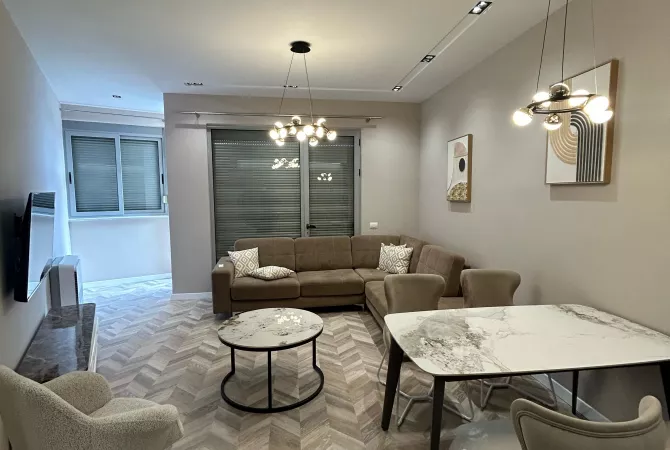 Shtepi me qera Apartament ne Tirane, 2+1, Mobilimi E mobiluar, Pagesa 3,000  Euro.