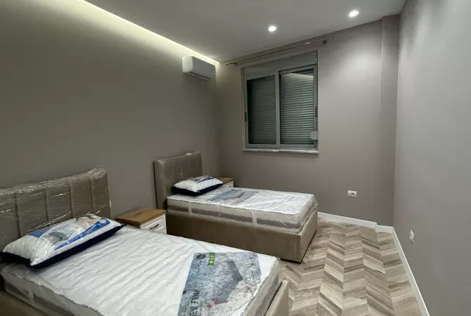 Shtepi me qera Apartament ne Tirane, 2+1, Mobilimi E mobiluar, Pagesa 3,000  Euro.