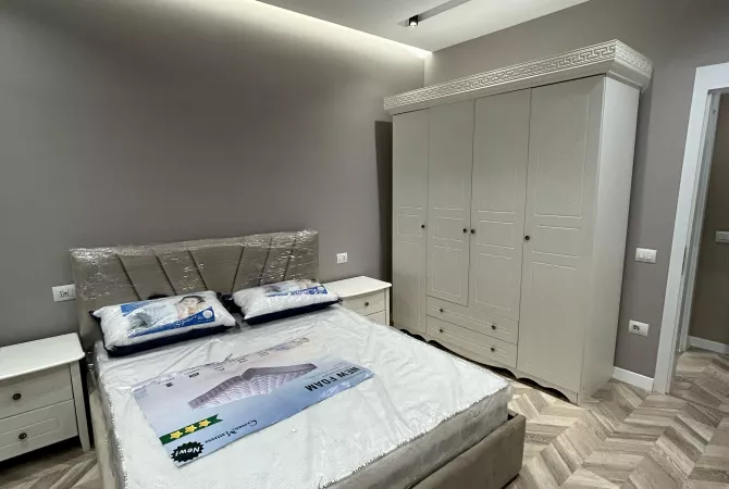 Shtepi me qera Apartament ne Tirane, 2+1, Mobilimi E mobiluar, Pagesa 3,000  Euro.