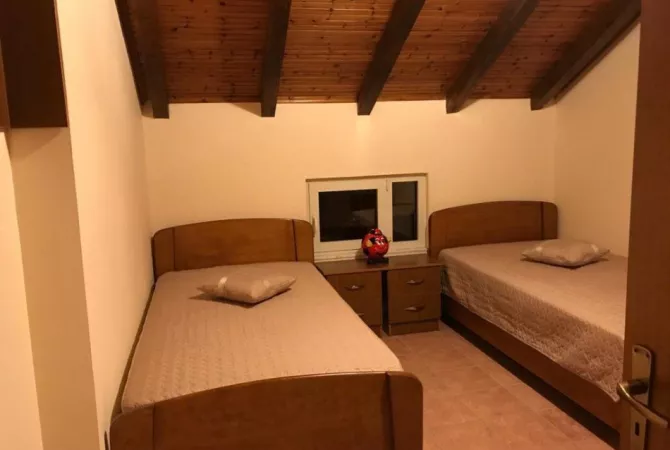 Shtepi me qera 3+1 ne Tirane - 550 Euro