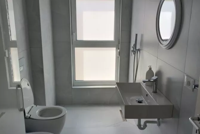 Shtepi me qera Apartament ne Tirane, 2+1, Mobilimi E mobiluar, Pagesa 460  Euro.