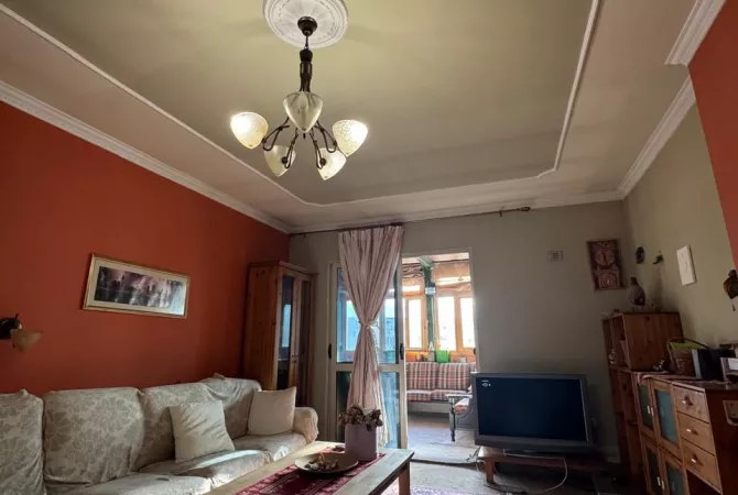 Shtepi ne shitje 2+1 ne Tirane - 150,000 Euro