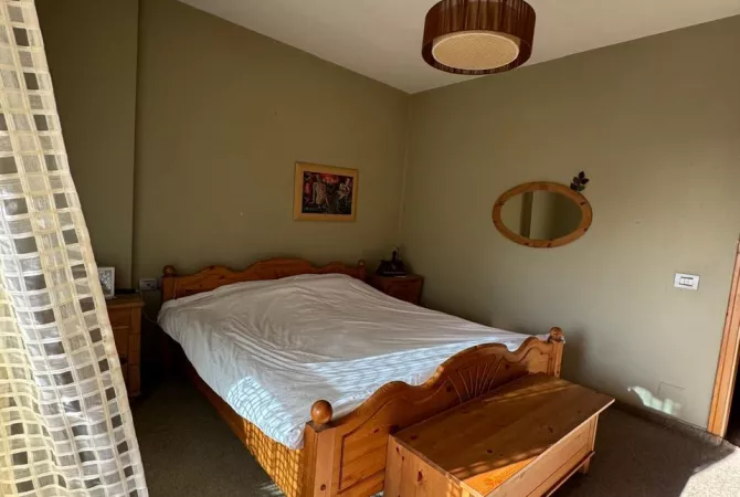 Shtepi ne shitje Apartament ne Tirane, 2+1, Mobilimi E mobiluar, Pagesa 150,000  Euro.