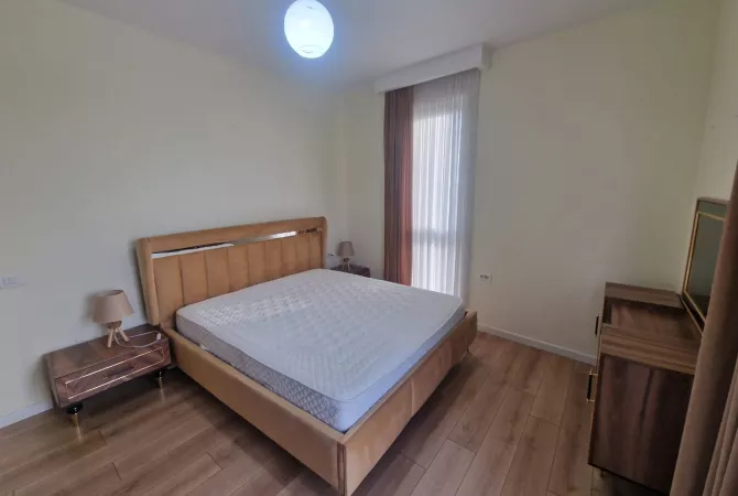 Shtepi me qera Apartament ne Tirane, 2+1, Mobilimi E mobiluar, Pagesa 850  Euro.