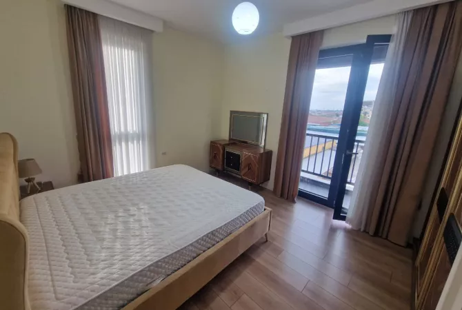 Shtepi me qera Apartament ne Tirane, 2+1, Mobilimi E mobiluar, Pagesa 850  Euro.
