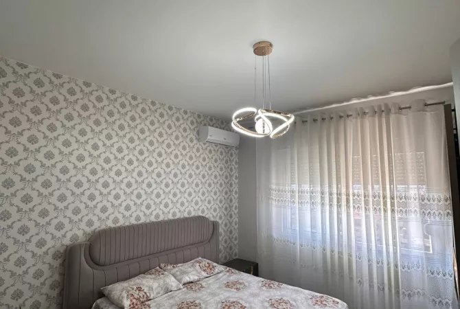 Shtepi ne shitje Apartament ne Tirane, 2+1, Mobilimi E mobiluar, Pagesa 155,000  Euro.