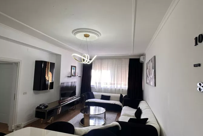 Shtepi ne shitje Apartament ne Tirane, 2+1, Mobilimi E mobiluar, Pagesa 155,000  Euro.