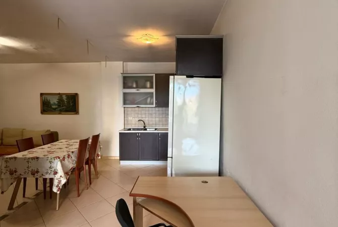 Shtepi me qera 2+1 ne Tirane - 600 Euro