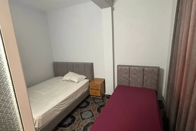 Shtepi me qera Shtepi Private ne Tirane, 2+1, Mobilimi E mobiluar, Pagesa 550  Euro.