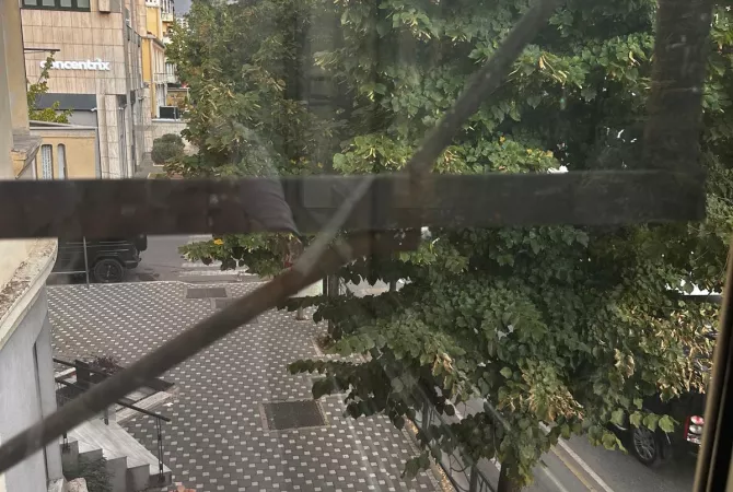 Shtepi ne shitje Apartament ne Tirane, 1+1, Mobilimi E mobiluar, Pagesa 185,000  Euro.