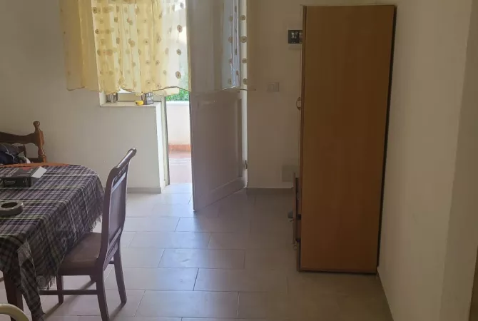 Shtepi me qera 1+1 ne Tirane - 260 Euro