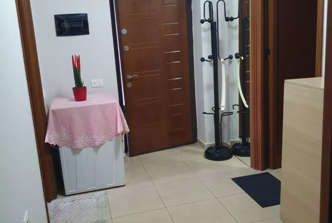 Shtepi me qera 2+1 ne Tirane - 600 Euro