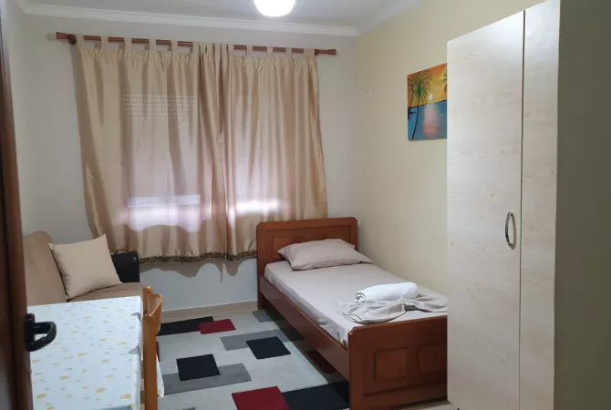 Shtepi me qera 2+1 ne Tirane - 600 Euro