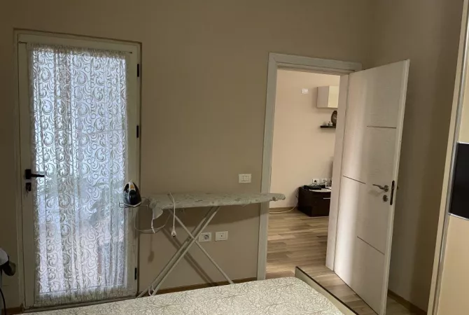 Shtepi me qera 2+1 ne Tirane - 550 Euro