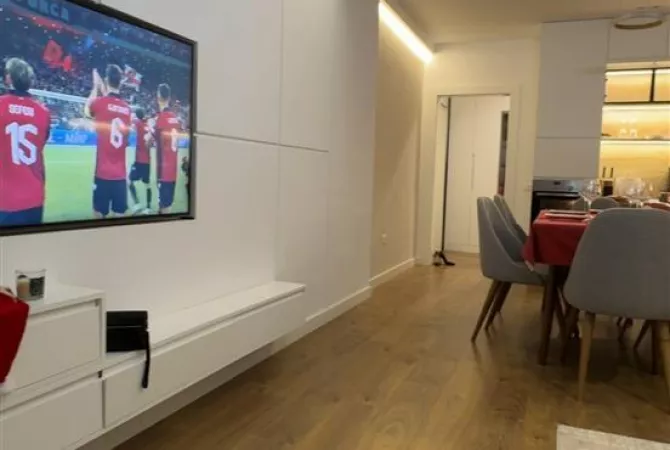 Shtepi me qera 2+1 ne Tirane - 900 Euro