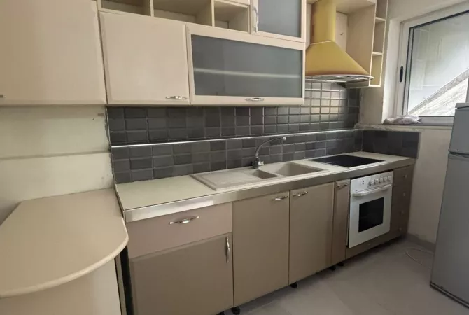 Casa in affitto 1+1 a Tirana - 380 Euro