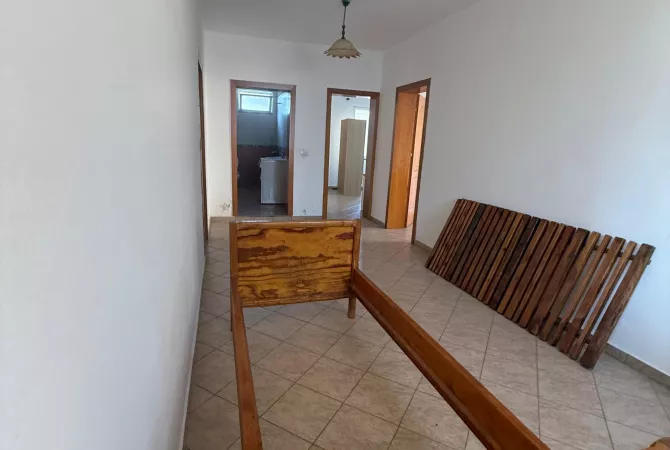 Shtepi me qera 3+1 ne Tirane - 400 Euro