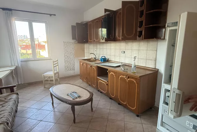 House for Rent 3+1 in Tirana - 400 Euro