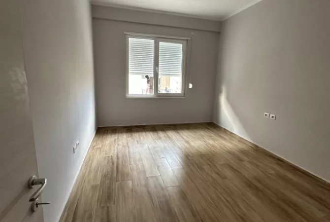 Shtepi ne shitje 2+1 ne Tirane - 112,000 Euro