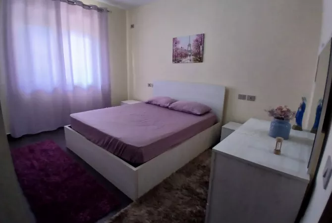 Shtepi me qera 2+1 ne Tirane - 550 Euro