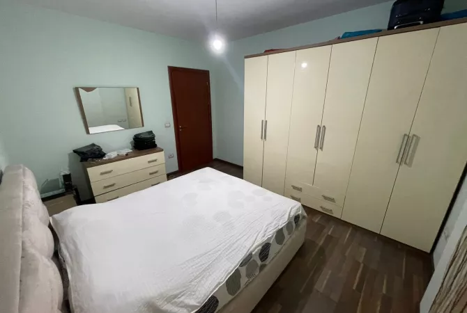 Shtepi me qera Apartament ne Tirane, 1+1, Mobilimi E mobiluar, Pagesa 550  Euro.